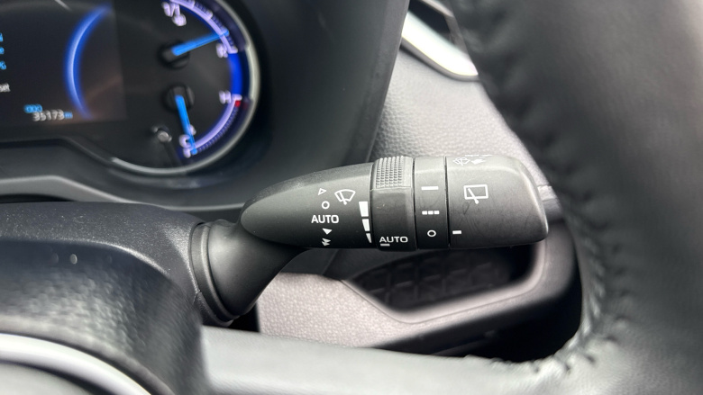 Toyota RAV4 2.5 VVT-i Hybrid Design 5dr CVT Hybrid Estate